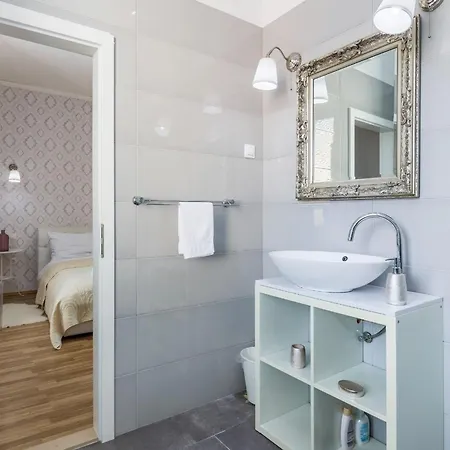Superior One Bedroom With Sea View *